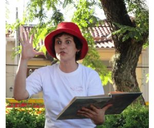 Ciranda das Hist�rias alegrou a Pra�a do Carmo 