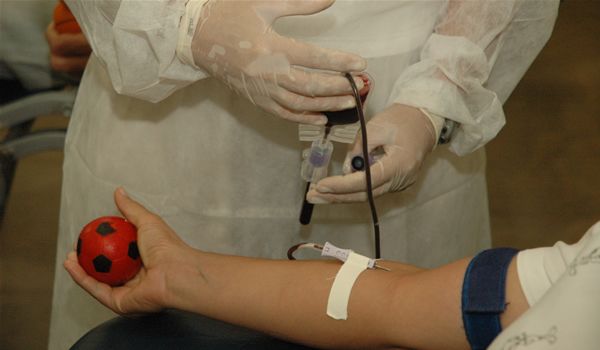 Primeira doação de sangue da Fiec de 2012 reúne 159 candidatos