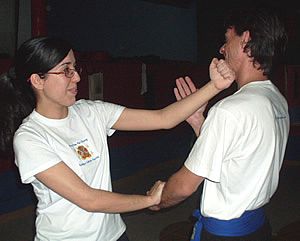 Em busca de defesa pessoal feminina? Que tal experimentar o Wing Chun?