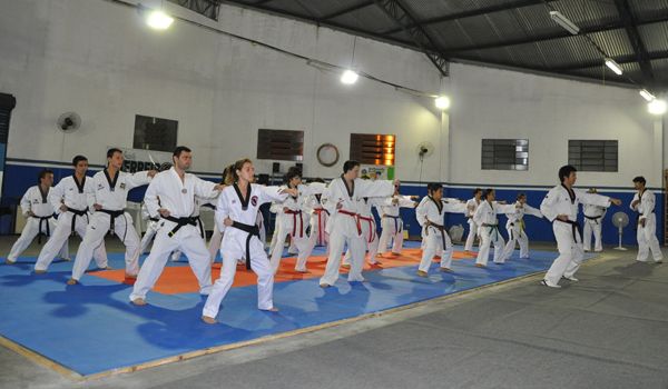 Porto Feliz sedia Curso Internacional de Taekwondo