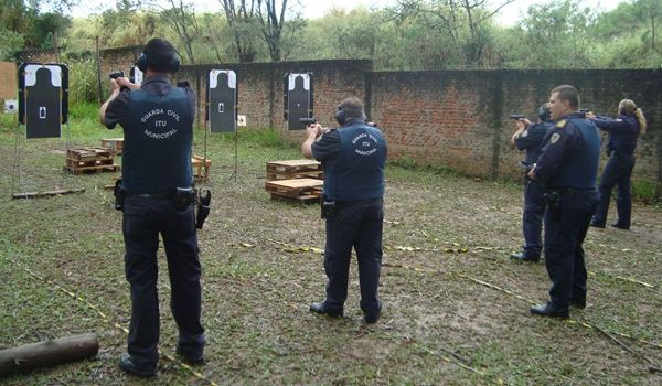 Guarda Civil Municipal de Itu realiza treinamento de tiro