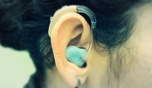 Aparelhos auditivos - Ouvindo melhor os sons da vida