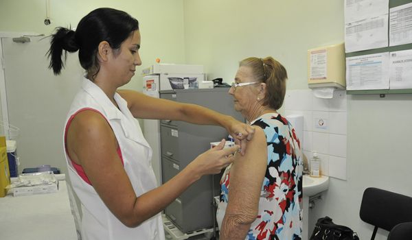 Liberadas 10 mil doses da vacina contra a gripe para toda população