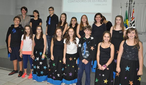 Projeto do Colégio Almeida Júnior comemora 10 anos com solenidade