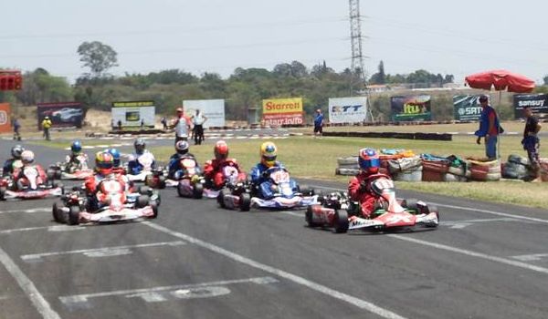 Campeonato Schin de Kart esquenta a pista da Arena Brasil Kirin