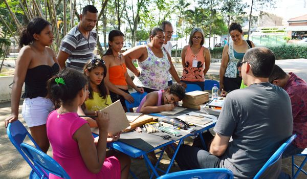Biblioteca de Salto sediará projeto "Gravoteca" neste sábado
