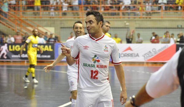 Brasil Kirin vence o primeiro jogo da semifinal na Liga Futsal