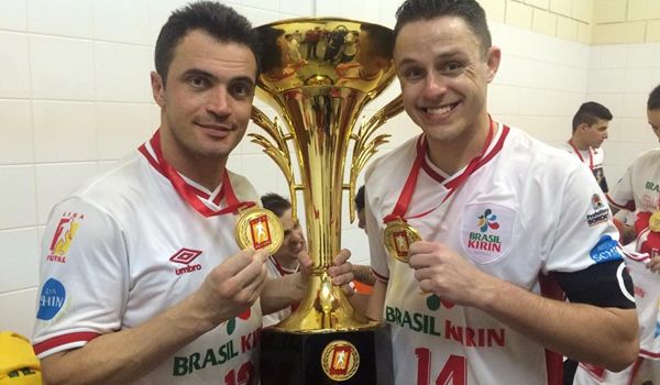 Brasil Kirin vira na prorrogação e é campeão da Liga Futsal 2014
