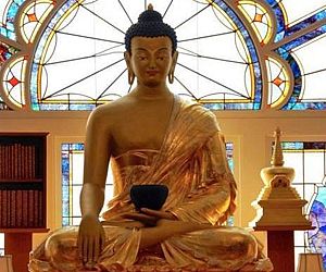 Ganesha sedia encontro sobre a história do Buddha Shakyamuni