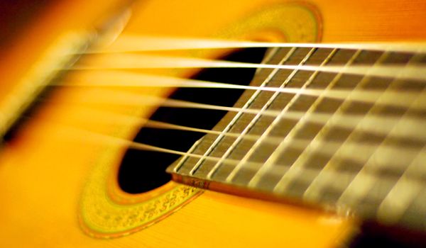 ONG João de Barro abre inscrições para curso de violão