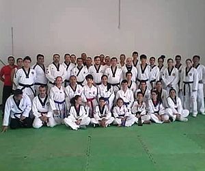 Curso estadual de árbitros de taekwondo é realizado em Itu