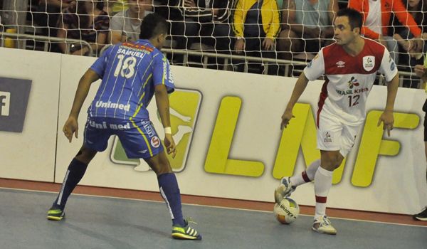 Com Falcão em quadra, Futsal Brasil Kirin goleia pela Liga Nacional