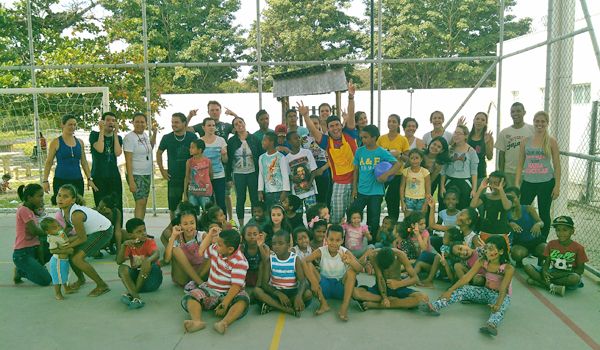 Curso de recreação promove atividades para crianças do Jardim Vitória