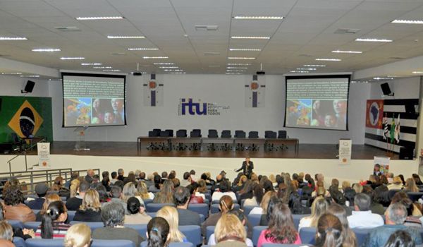 Escola de Formação do Servidor Público promove palestra motivacional