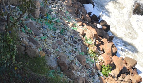Após um ano, Salto retira mais 9 toneladas de lixo do Rio Tietê