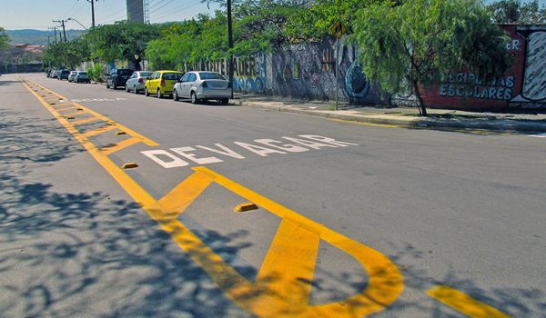 Avenida do Jardim Aeroporto recebe nova sinalização de solo