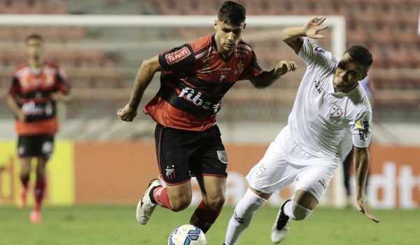 Atacante Ronaldo deixa o Ituano e vai jogar no Botafogo