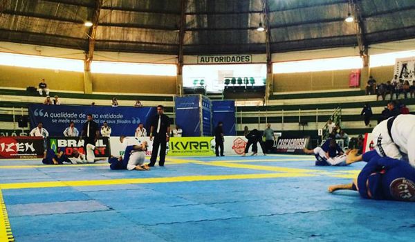 Ginásio Prudente de Moraes sedia competições de Jiu-Jitsu