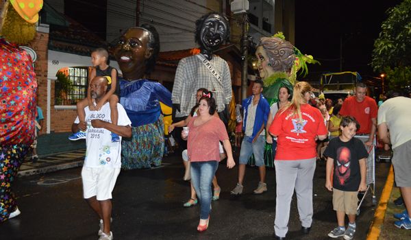 Programação variada e participação popular marcam o Carnaval Saltense