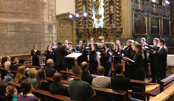 Coro da OSESP lota Igreja Matriz em apresentação do Festival de Artes