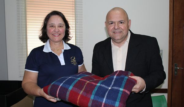 Instituto Tatonetti faz doação de cobertores para o Lions Clube de Itu