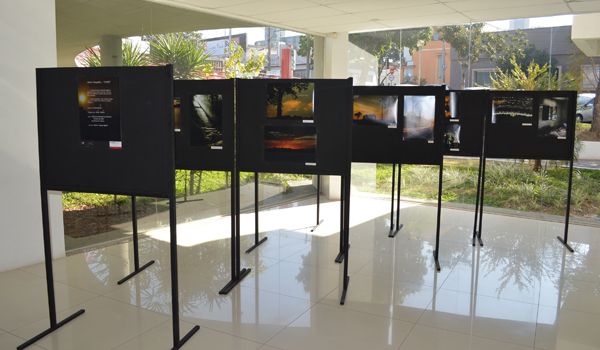 Exposição fotográfica "Luzes" será encerrada neste domingo em Salto