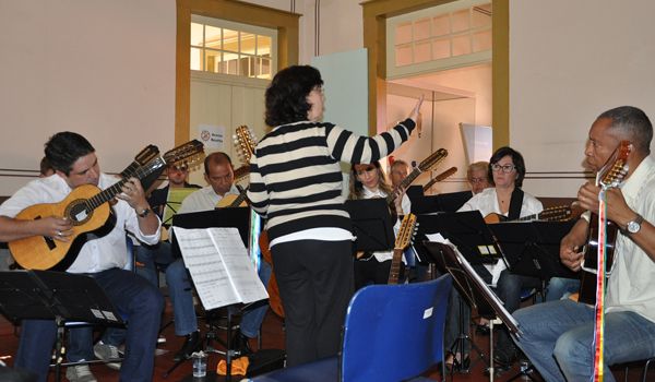 Orquestra Ituana de Viola Caipira faz apresentação de aniversário
