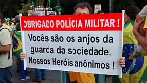 IDÓLATRAS DA BANDIDAGEM - POLICIAIS SÃO HERÓIS