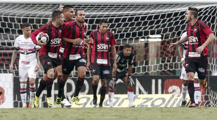No Morumbi, Ituano pressiona e arranca empate contra o São Paulo