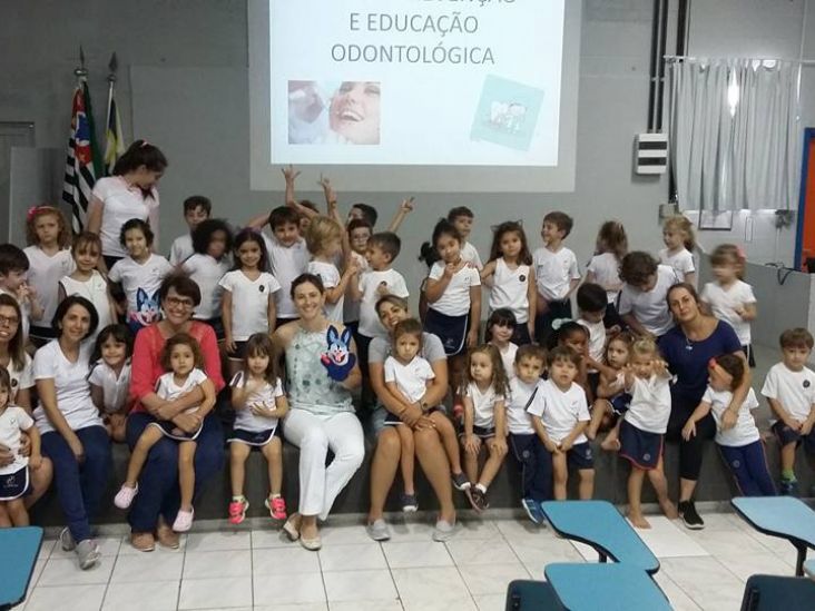 Colégio Almeida Jr. realiza Dia de Prevenção e Educação Odontológica