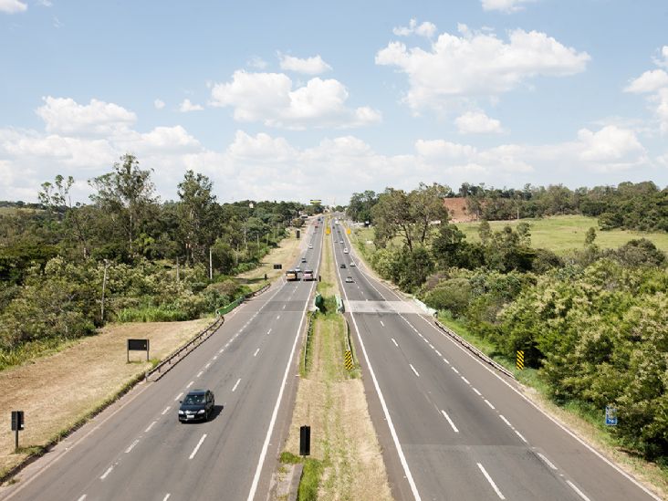 Rodovias recebem 480 mil veículos durante feriado de Tiradentes - Itu.com.br