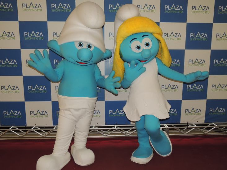 Encontro com os Smurfs reúne mais de mil pessoas no Plaza Shopping Itu