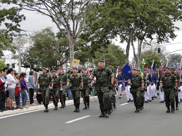 Desfile de 7 de Setembro ocorrerá na Avenida Octaviano Pereira Mendes