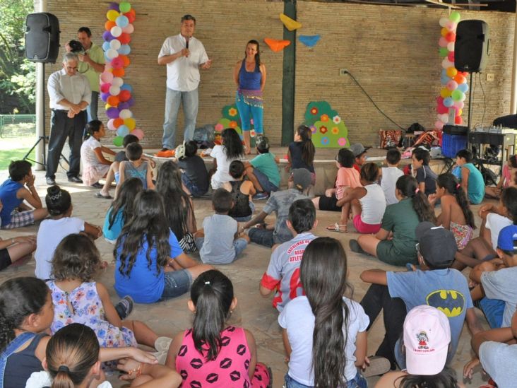 Cerca de 500 crianças participam de atividades no Parque do Varvito