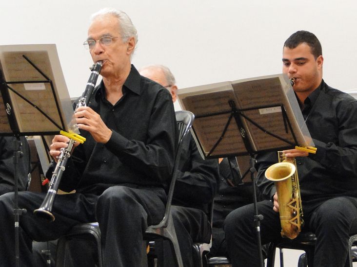 Banda União faz concerto em homenagem às crianças