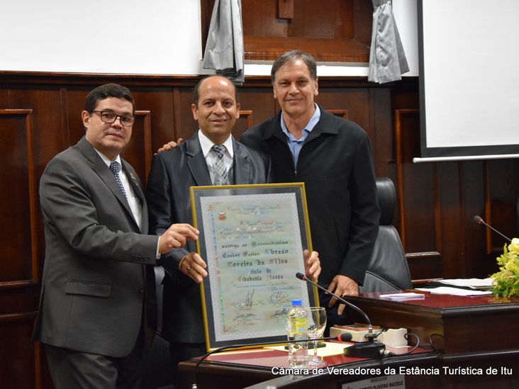 Pastor Abraão Moreira recebe Cidadania Ituana