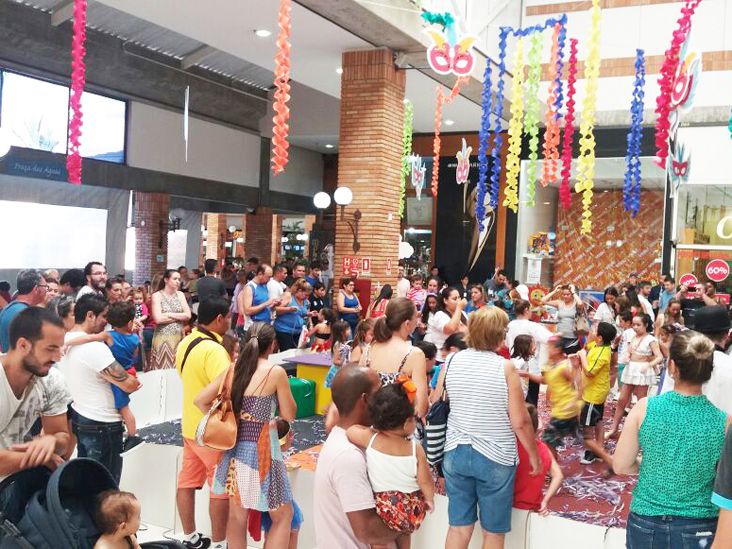 Folia será garantida no Carnaval de Marchinhas do Plaza Shopping Itu