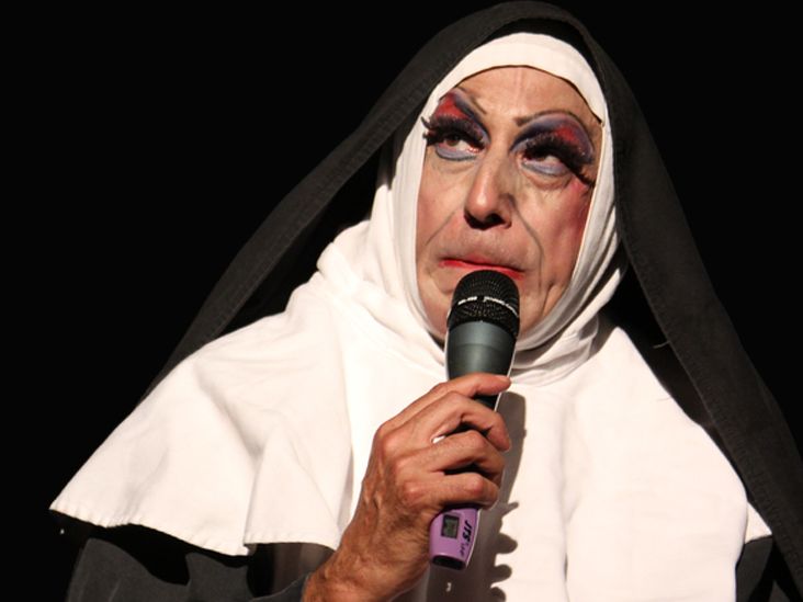 "Irmã Selma - O Hábito de Fazer Rir" é atração no Temec em abril