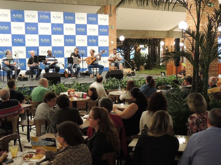 Atrações do Festival de Artes reúnem grande público no Plaza Shopping