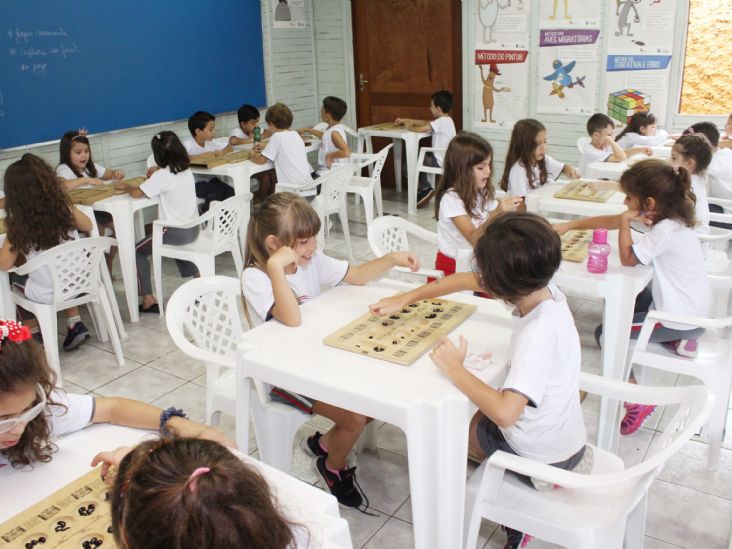 Colégio Monteiro Lobato se destaca por sistemas de ensino exclusivos