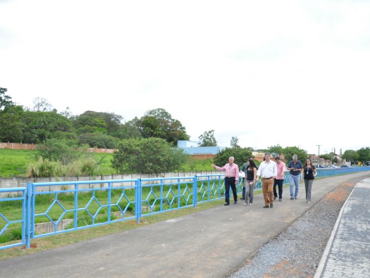 Obras do Parque Linear do córrego do Brochado passam por vistoria