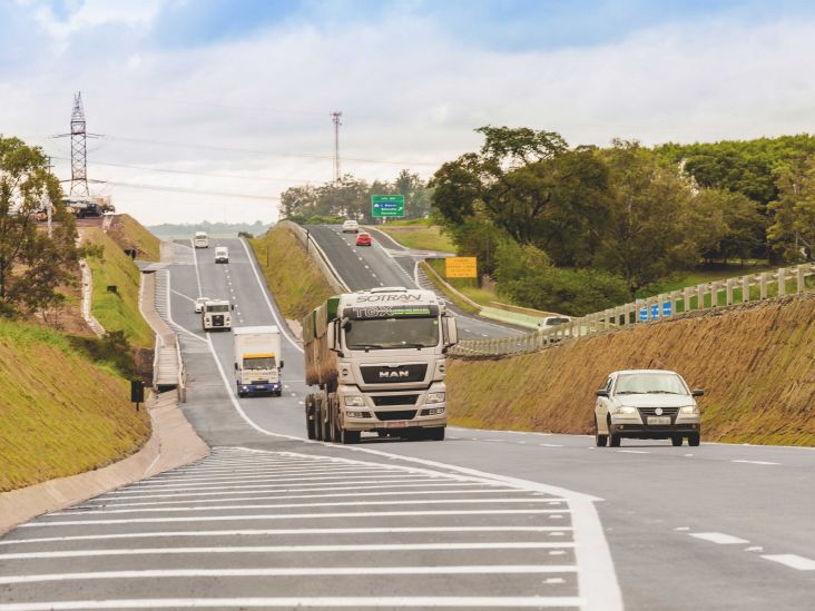 Ano Novo deve levar 549 mil veículos para rodovias da região