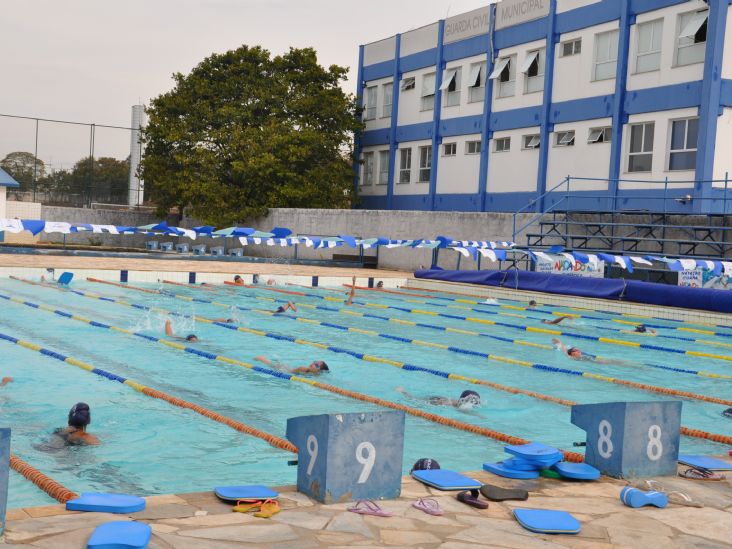 Secretaria abre matrículas para natação e hidroginástica em Itu