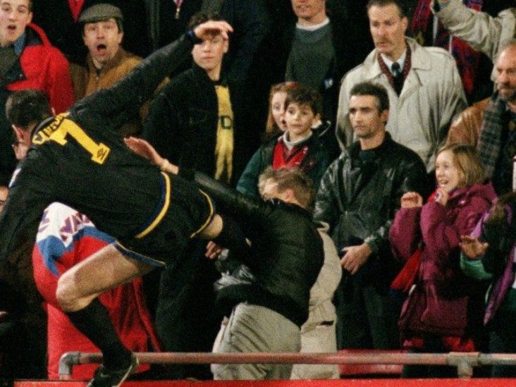 Cantona e a voadora antifascista