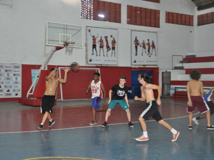 Abertas inscrições para Escolinha de Basquete da Prefeitura de Itu