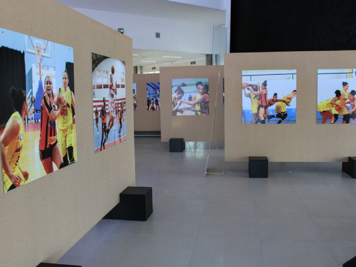 Exposição itinerante "Basquete Feminino Ituano" está na Prefeitura