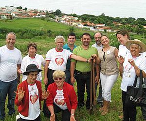 Plantio de árvores nativas é realizado em Tatuí