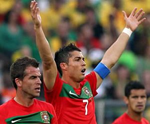 Time de Dunga não entra em campo e fica no empate com Portugal