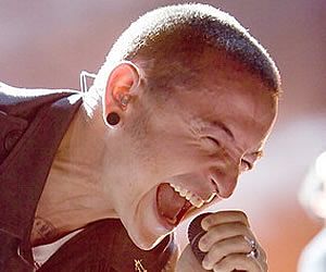Marcada pelo forte vocal de Bennington, Linkin Park é atração do SWU