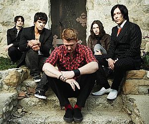 Fim das especulações: Queens of the Stone Age se apresenta no SWU